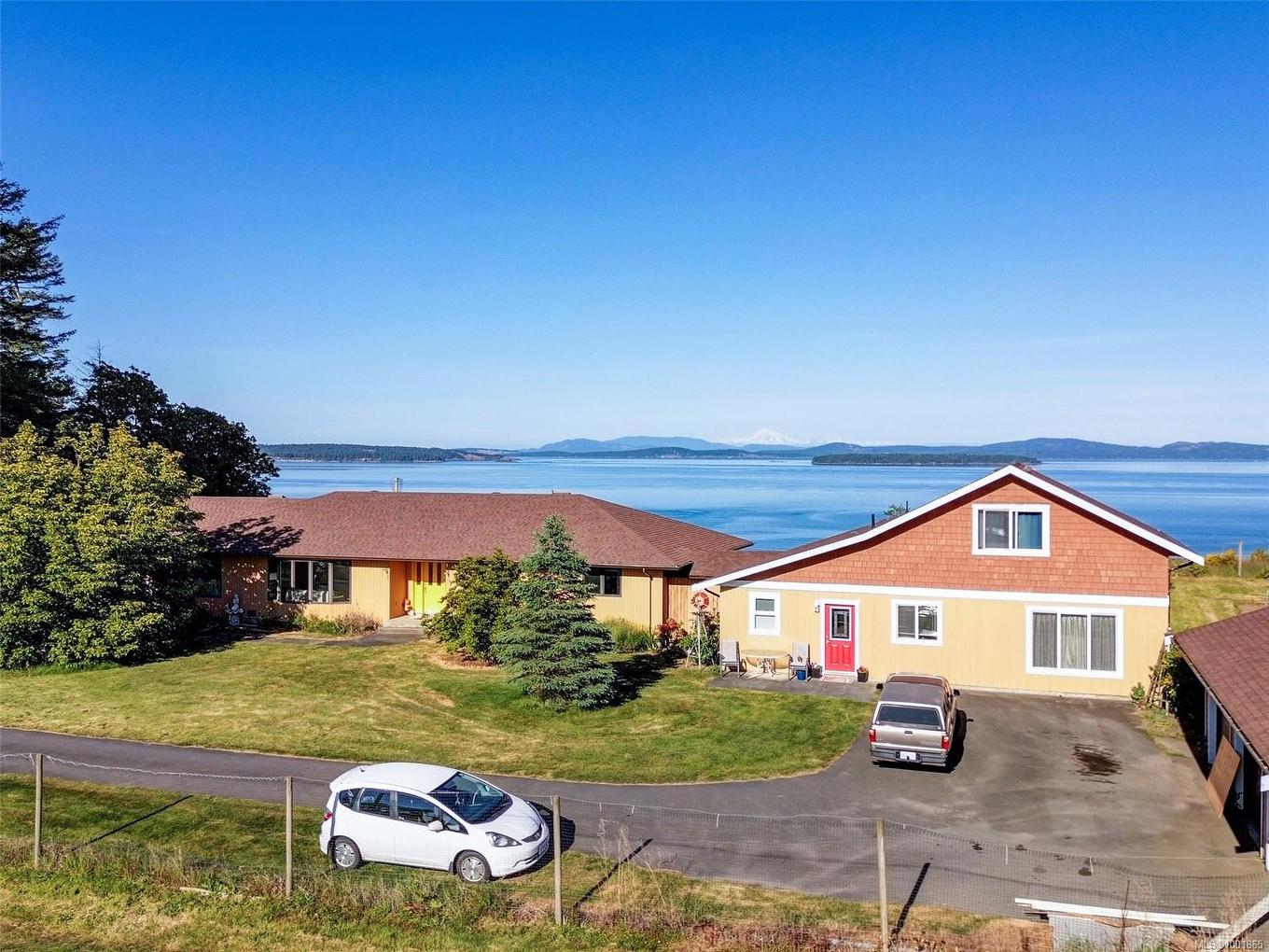 3191 Martindale Rd, Central Saanich, BC