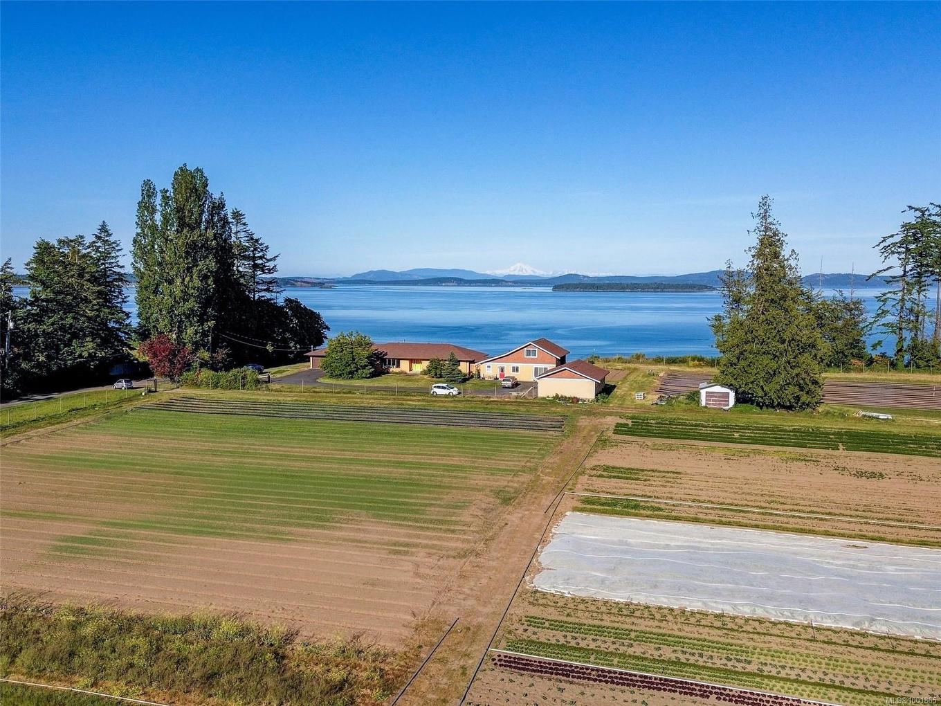 3191 Martindale Rd, Central Saanich, BC