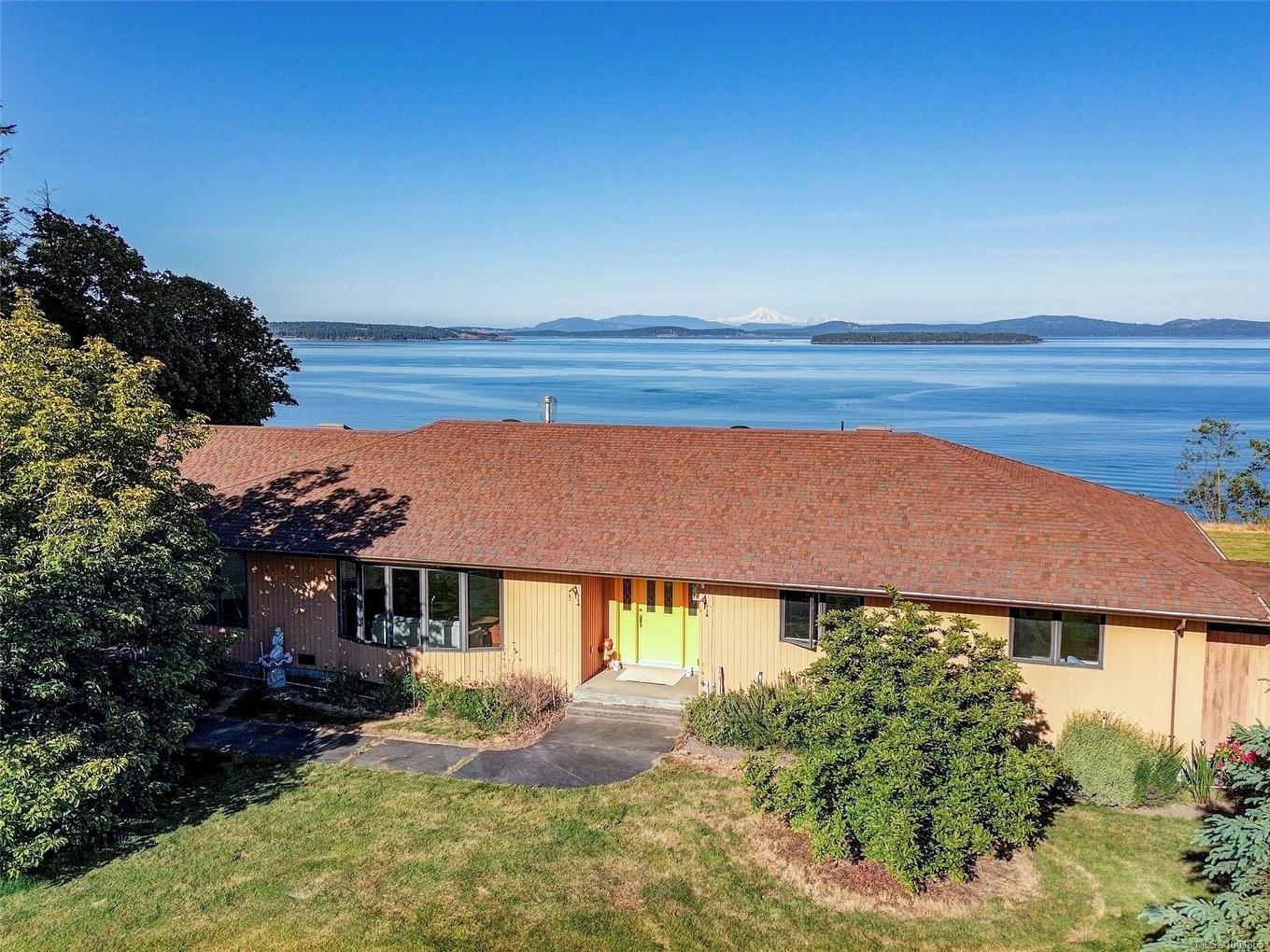 3191 Martindale Rd, Central Saanich, BC