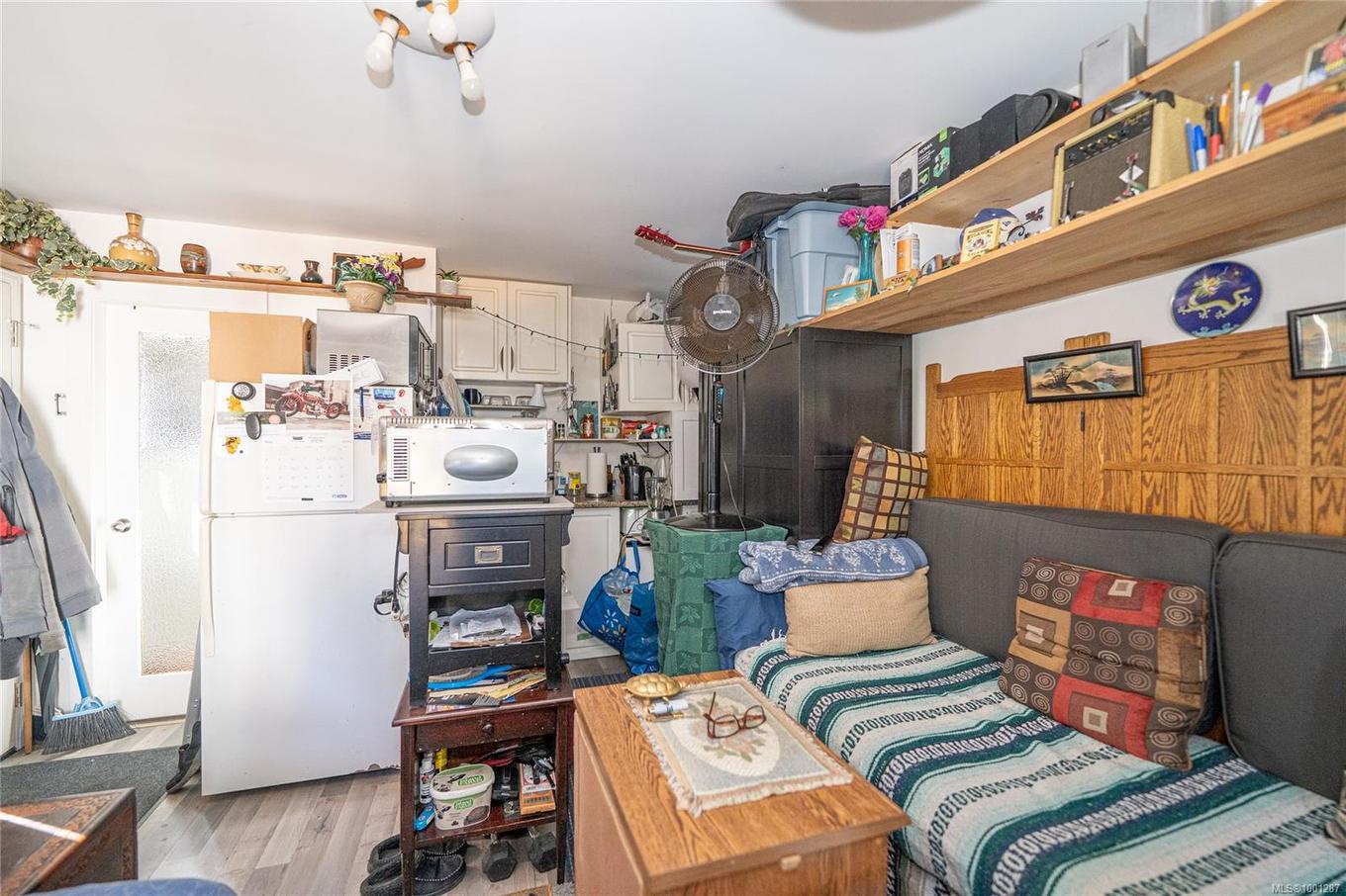 981 Isabell Ave, Langford, BC