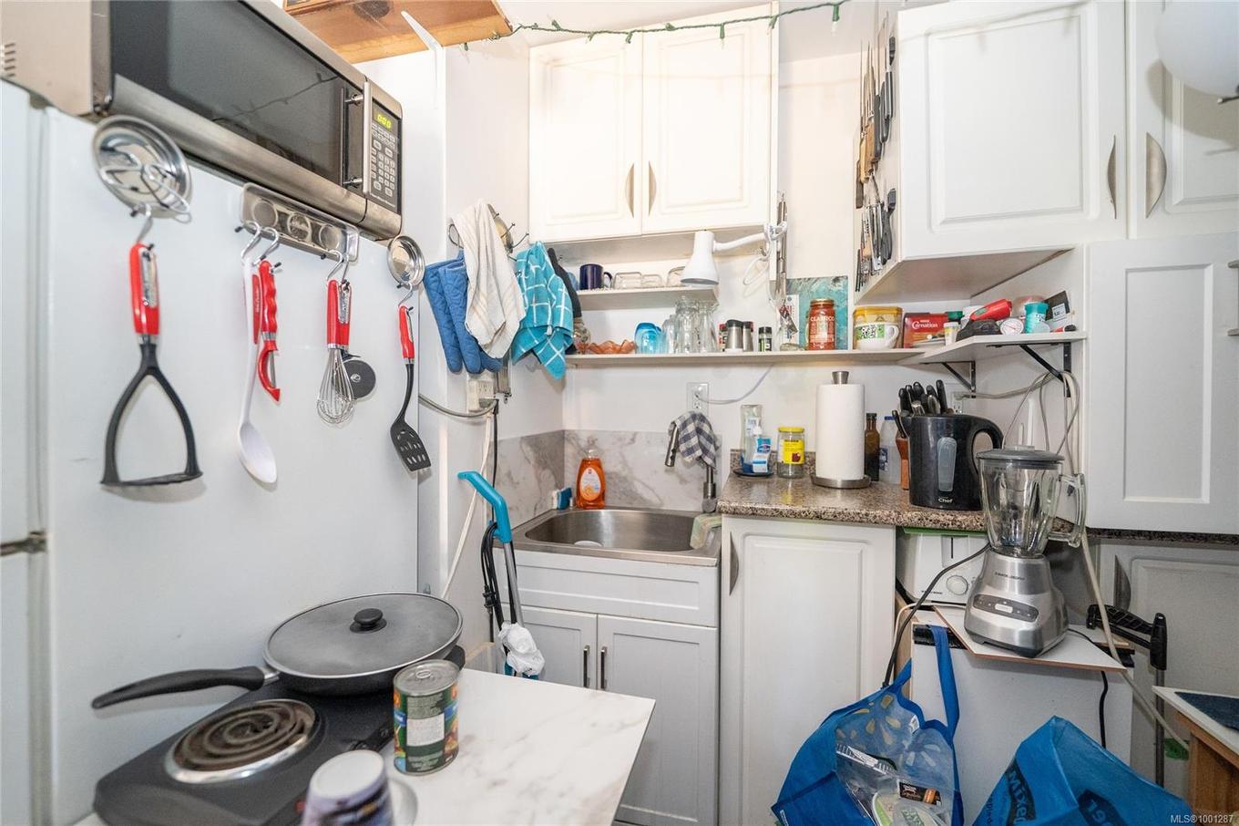 981 Isabell Ave, Langford, BC