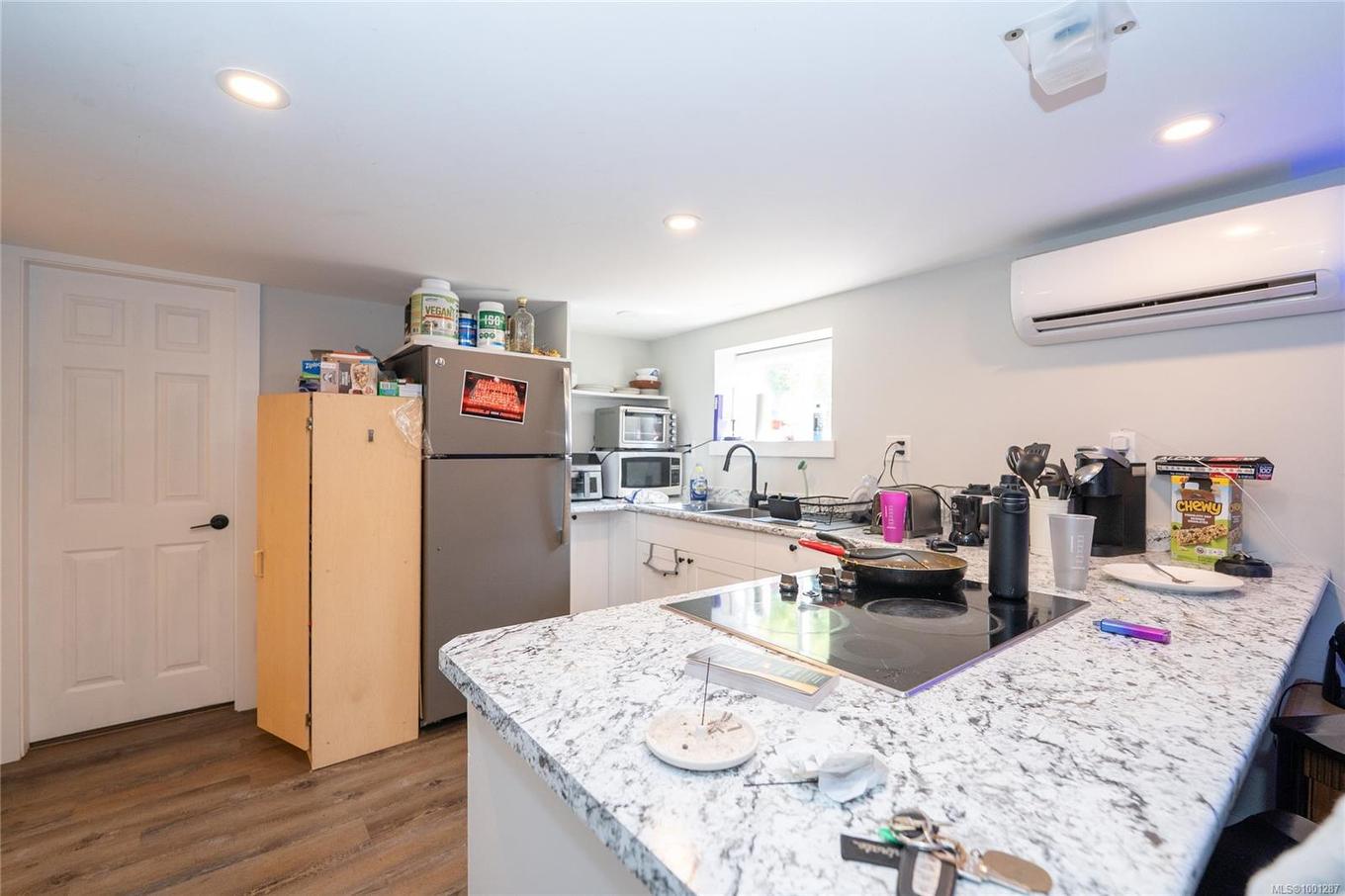 981 Isabell Ave, Langford, BC