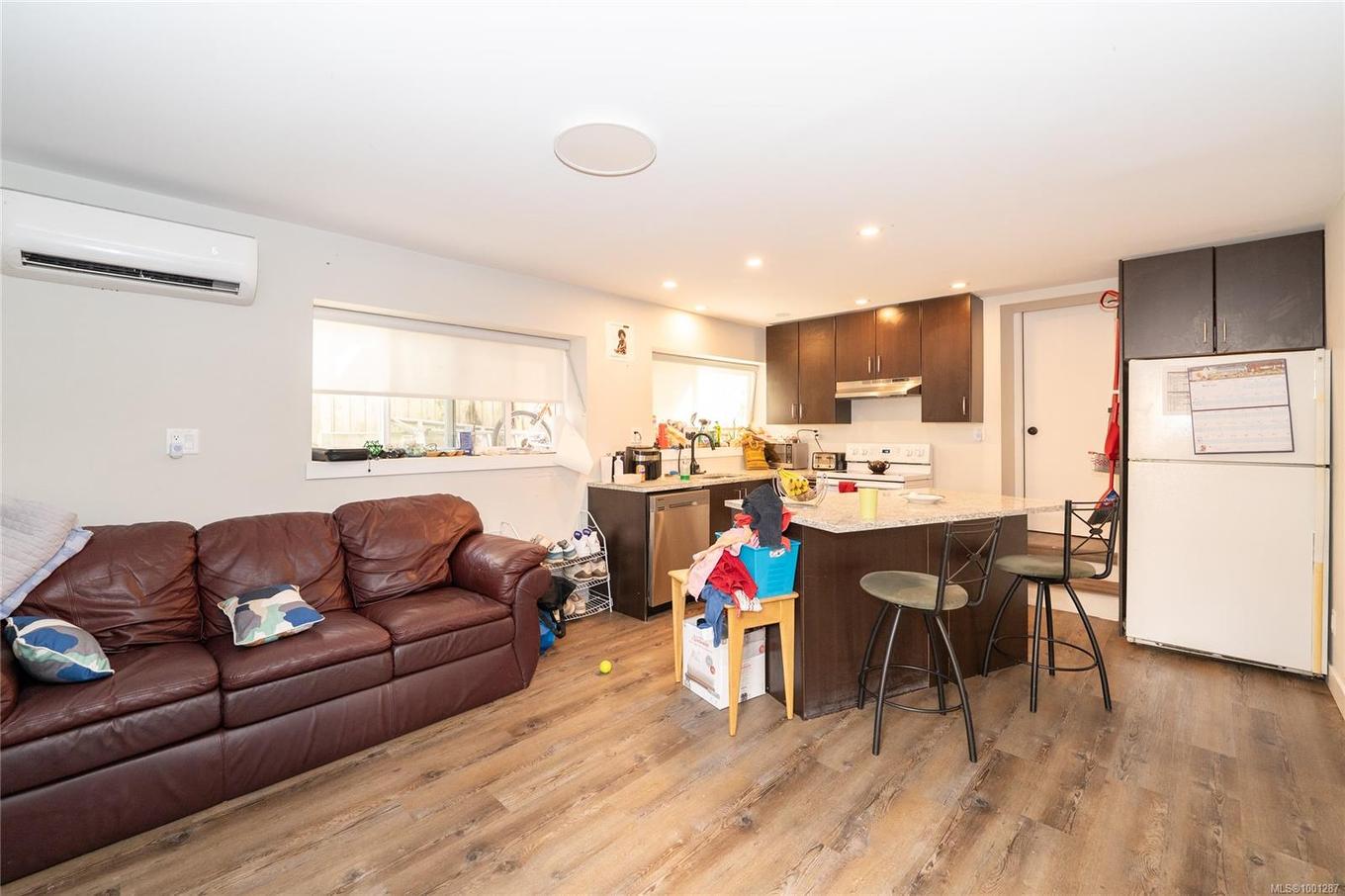 981 Isabell Ave, Langford, BC