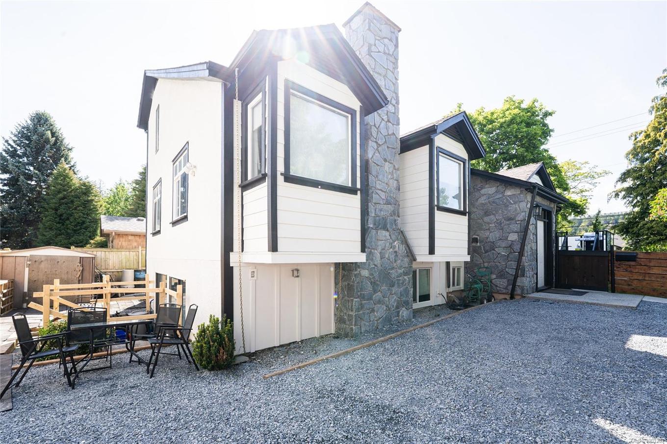 981 Isabell Ave, Langford, BC