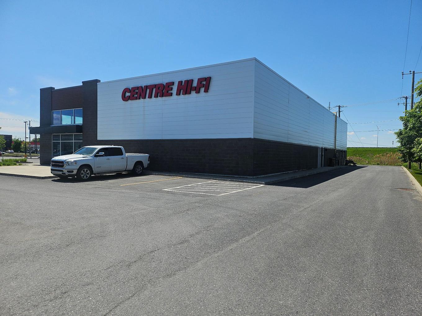 Backyard - 1039 Rue Principale, Granby, QC - Outdoor