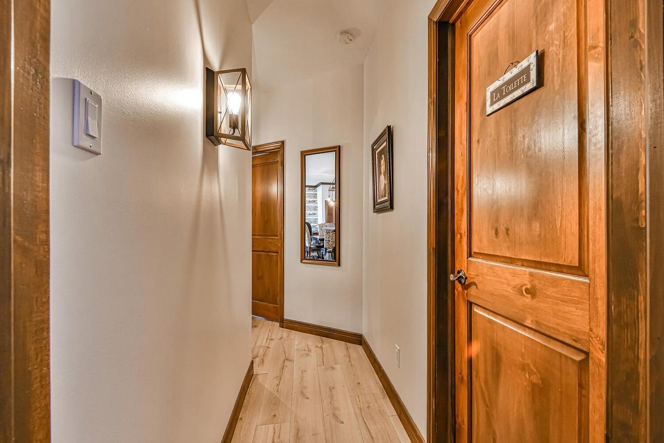 Corridor - 4-250 Rue Du Mont-Plaisant, Mont-Tremblant, QC - Indoor Photo Showing Other Room