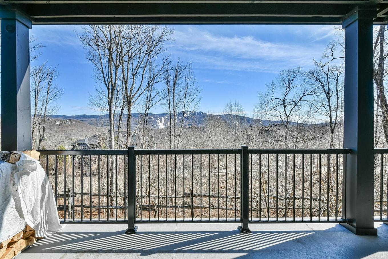 Vue - 4-250 Rue Du Mont-Plaisant, Mont-Tremblant, QC - Outdoor With Balcony