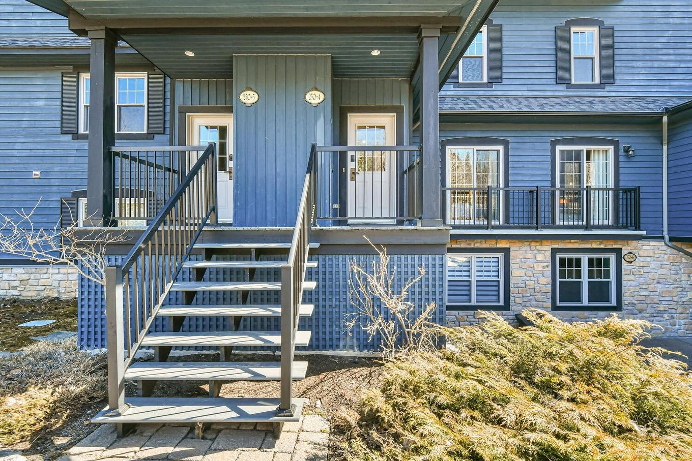 Façade - 4-250 Rue Du Mont-Plaisant, Mont-Tremblant, QC - Outdoor With Balcony With Deck Patio Veranda With Facade