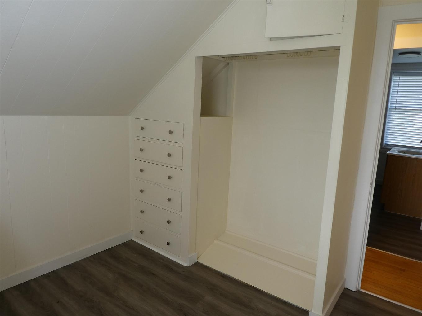 204 Second Ave Sw, Geraldton, ON - Indoor Photo Showing Other Room