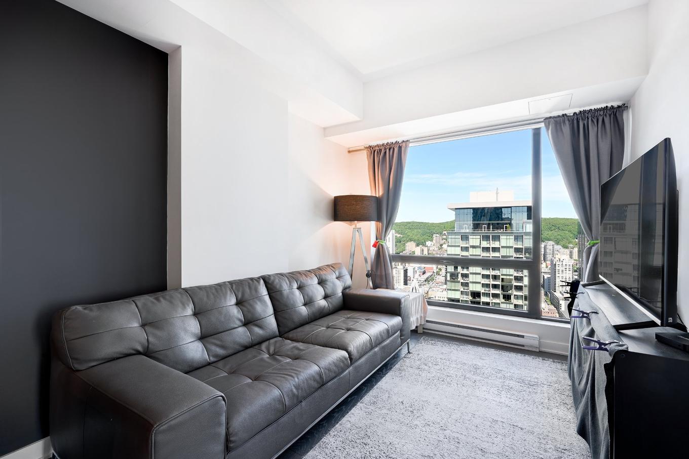 Salon - 4416-1288 Av. Des Canadiens-De-Montréal, Montréal (Ville-Marie), QC - Indoor Photo Showing Living Room