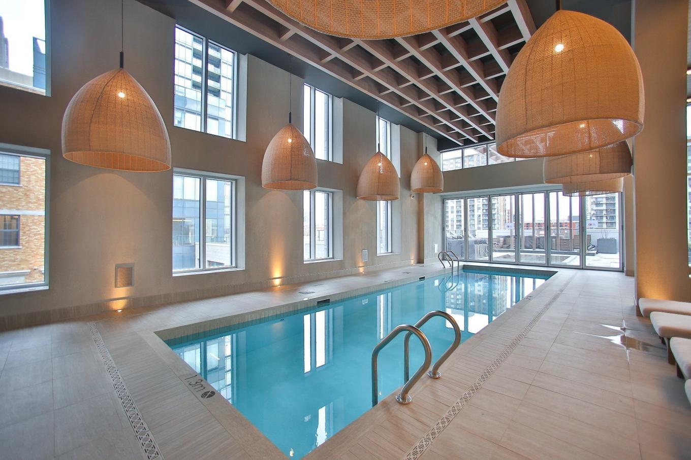 Pool - 3902-1288 Rue St-Antoine O., Montréal (Ville-Marie), QC - Indoor Photo Showing Other Room With In Ground Pool