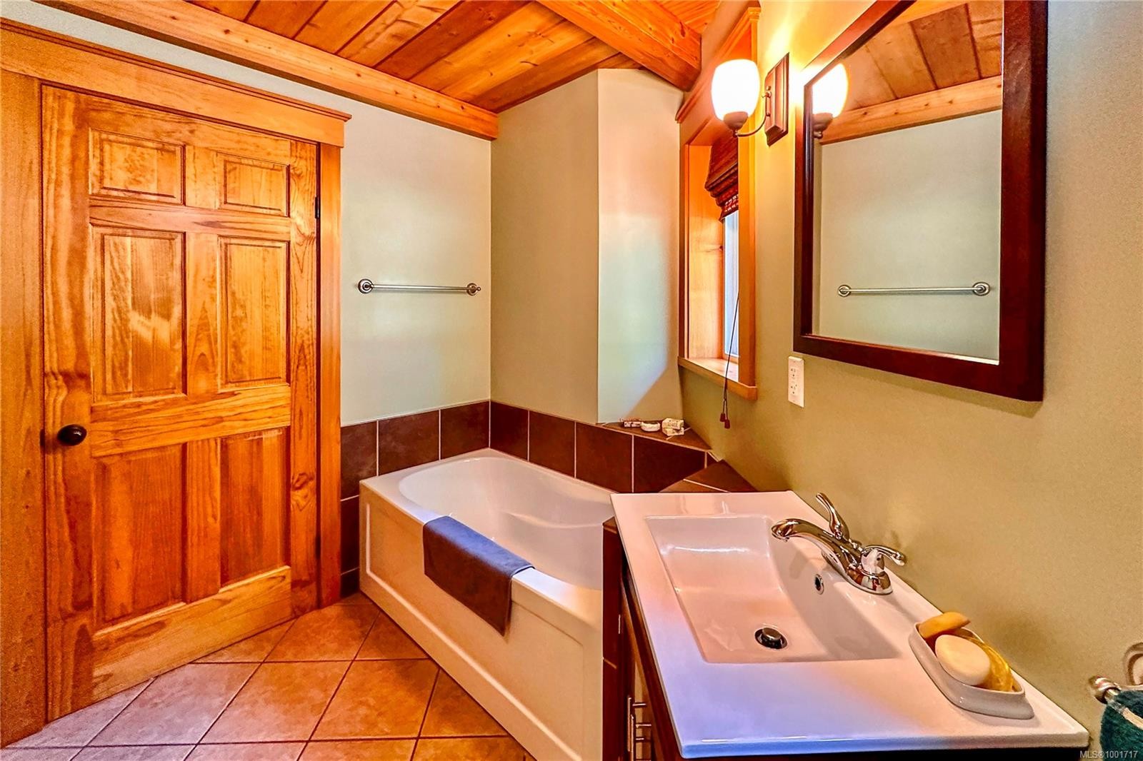 784 Cliffe Rd, Quadra Island, BC