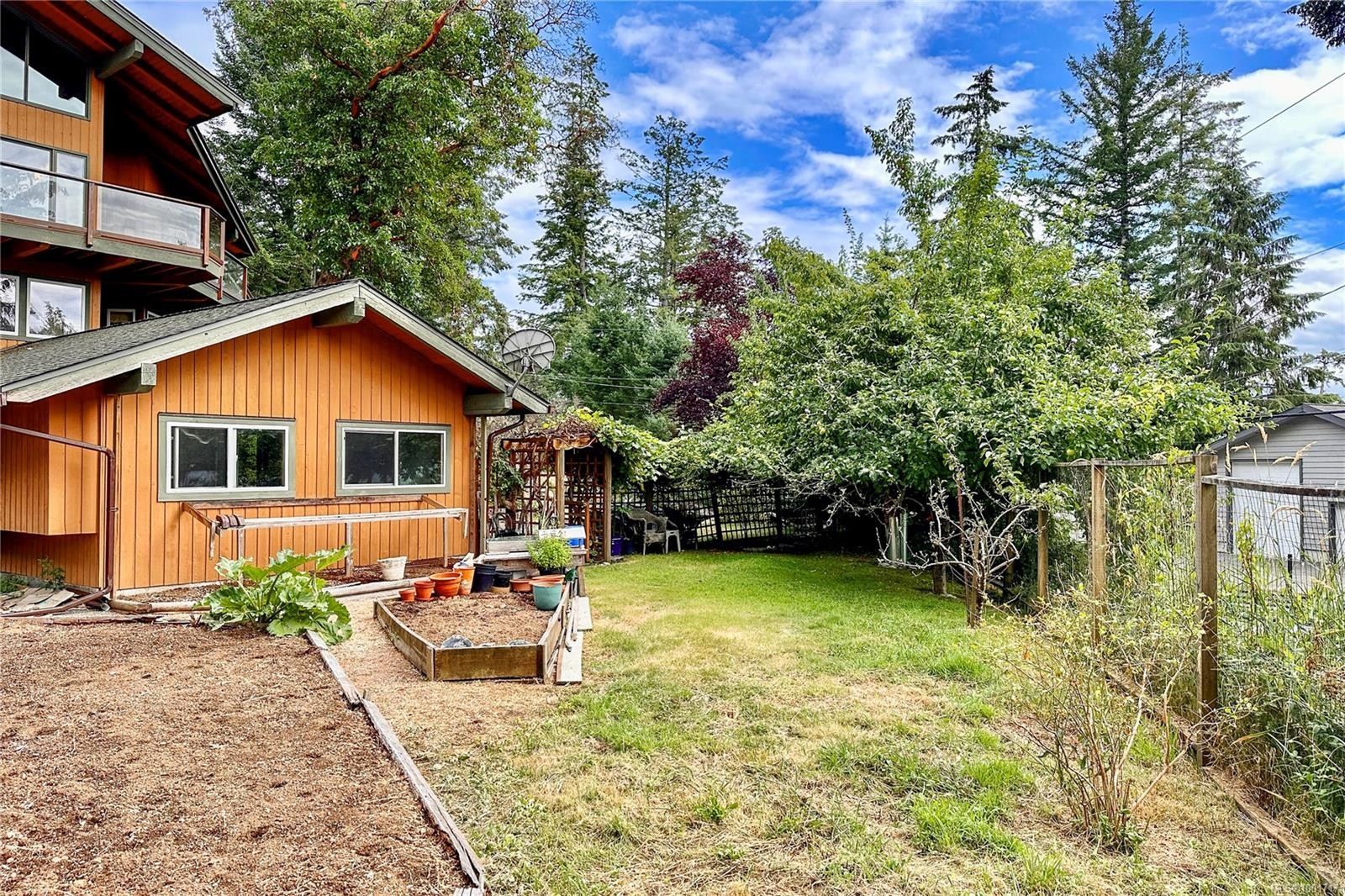 784 Cliffe Rd, Quadra Island, BC