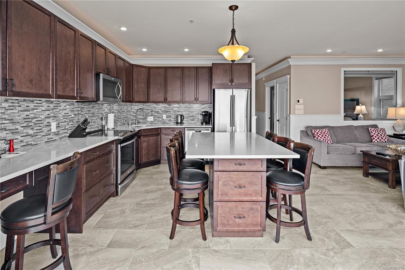 42B-1000 Sookepoint Pl, Sooke, BC - Indoor Photo Showing Kitchen With Stainless Steel Kitchen With Upgraded Kitchen