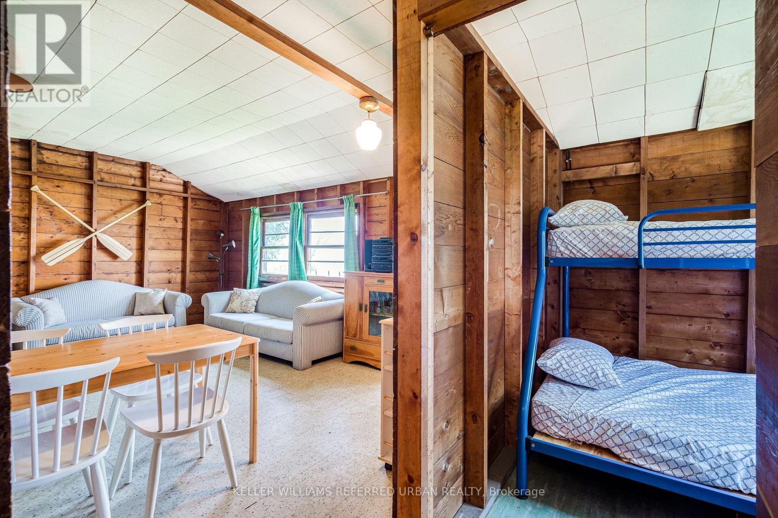 845 Lakeshore Road, Haldimand, ON - Indoor Photo Showing Bedroom