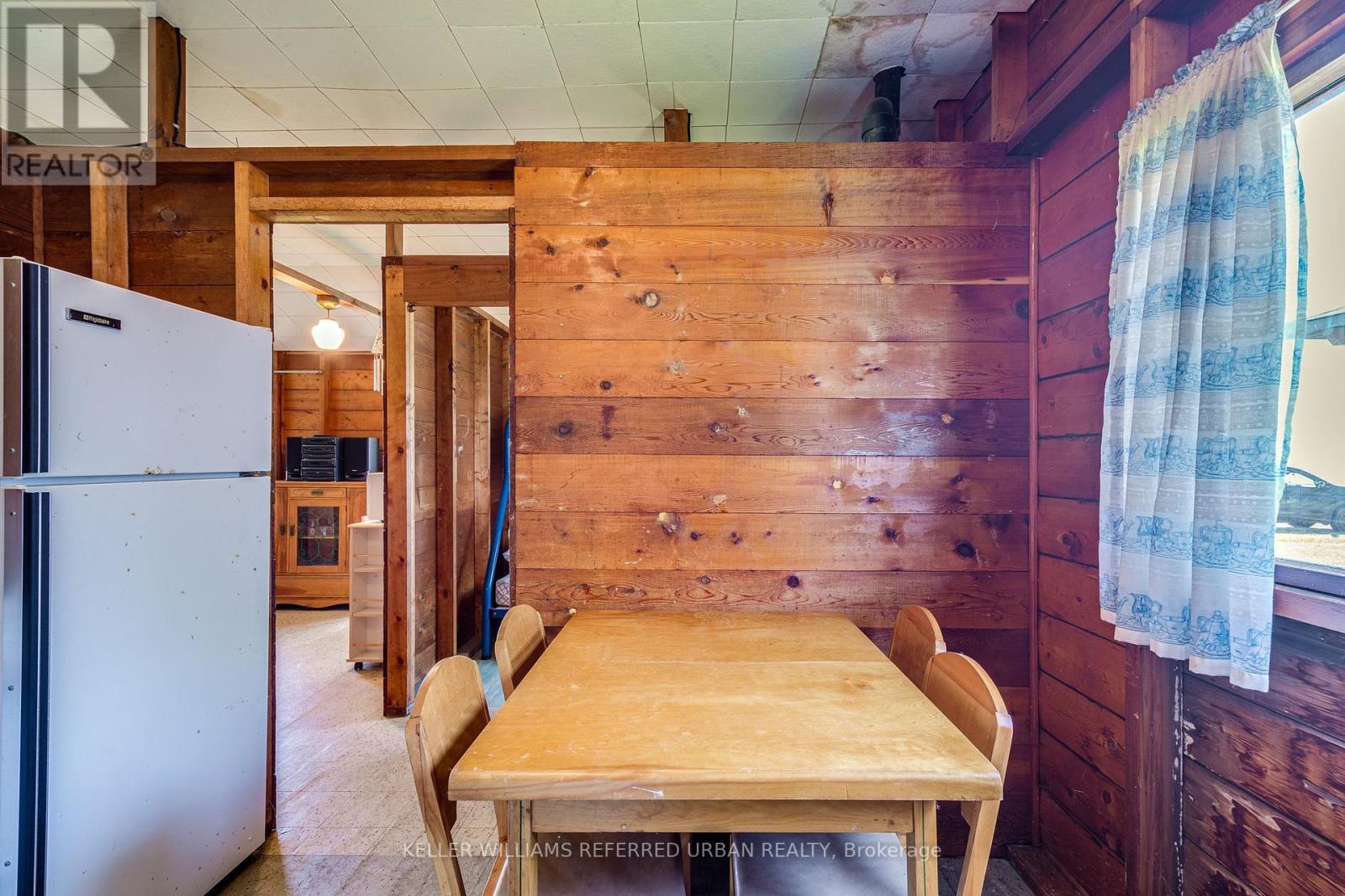 845 Lakeshore Road, Haldimand, ON - Indoor