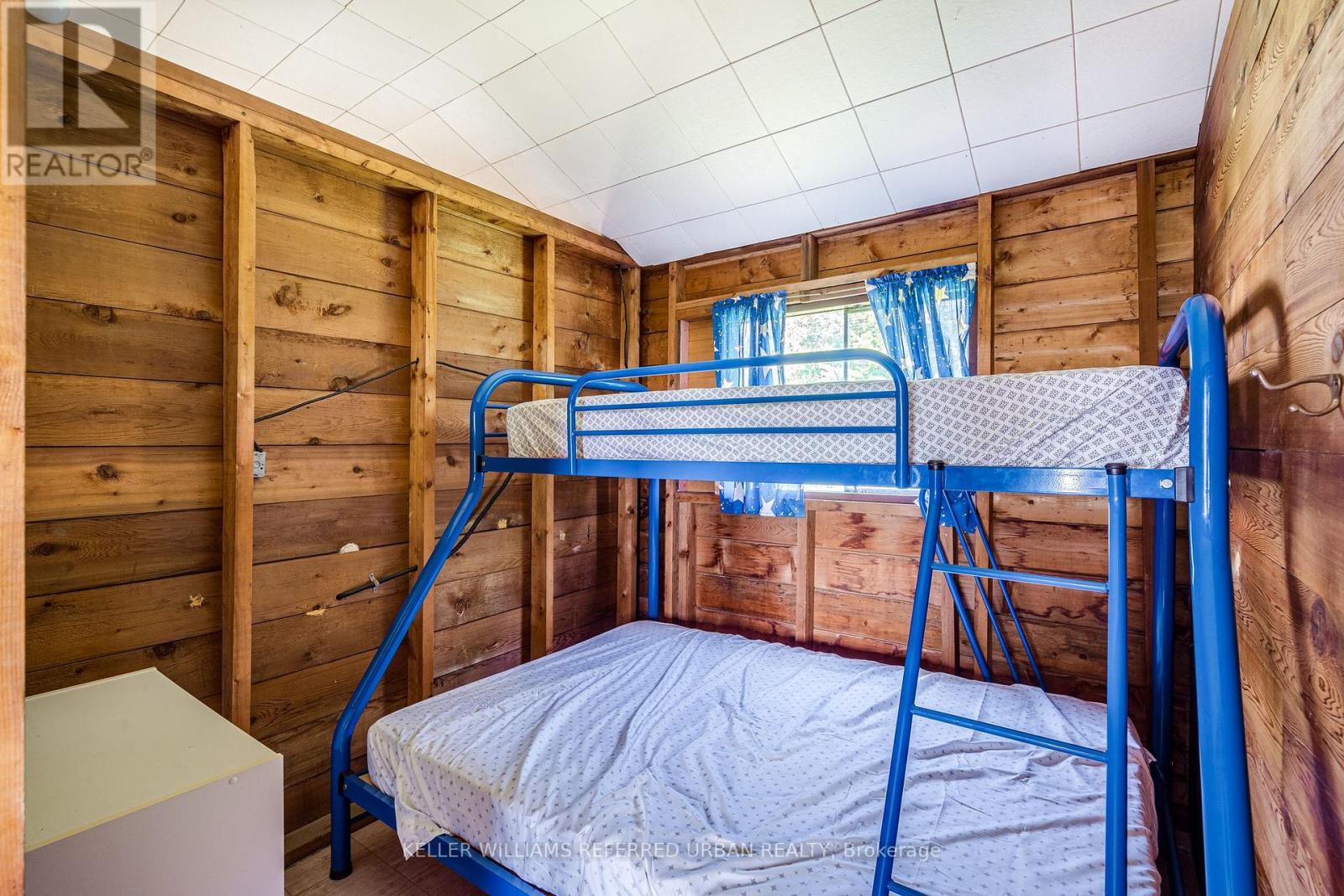 845 Lakeshore Road, Haldimand, ON - Indoor Photo Showing Bedroom