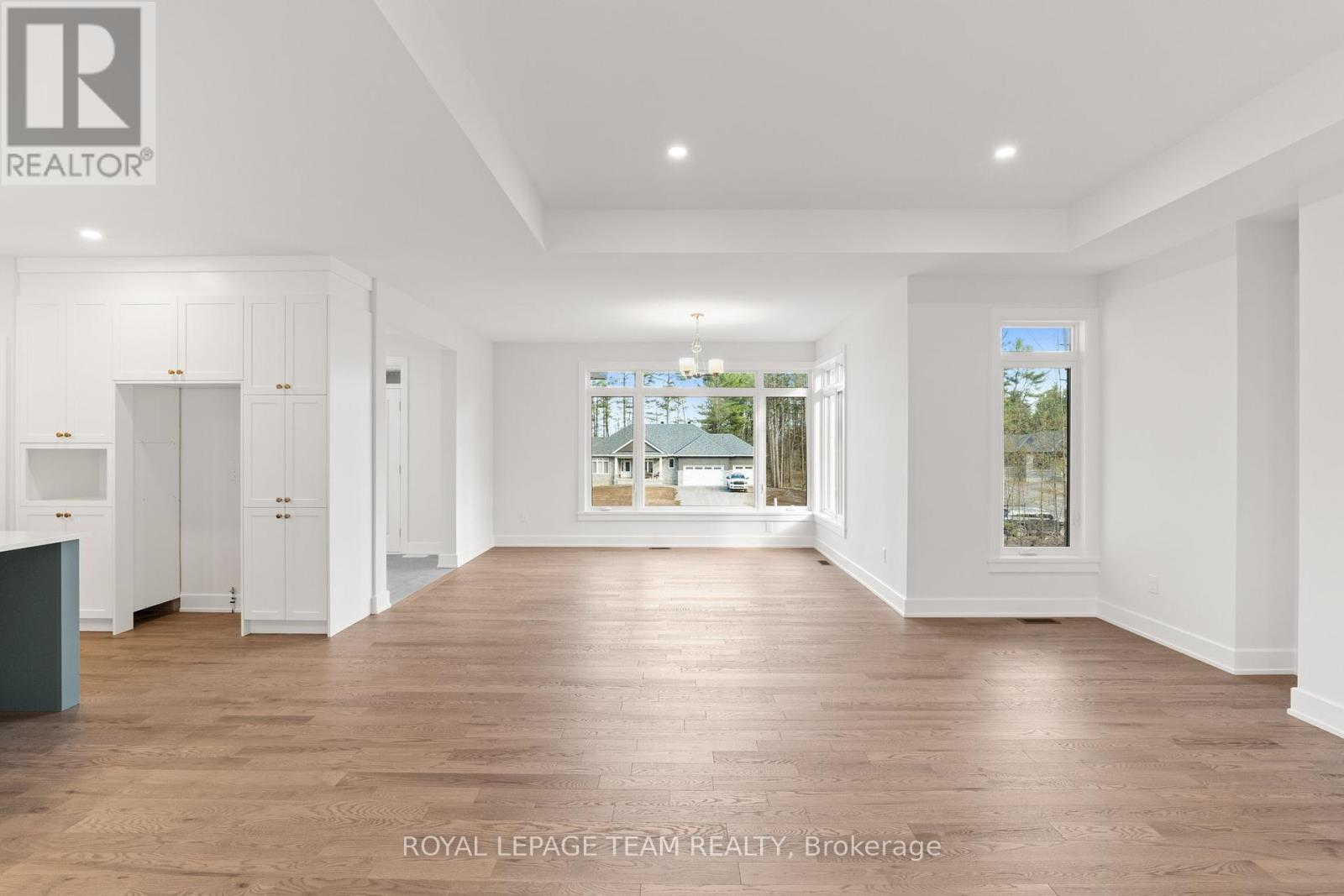 Similar model image; builder variations possible. - 79 Hogan Drive, Mcnab/Braeside, ON - Indoor