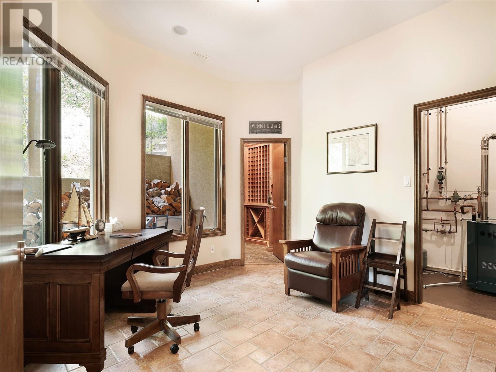 9900 Eastside Road Unit# 9, Vernon, BC - Indoor Photo Showing Office