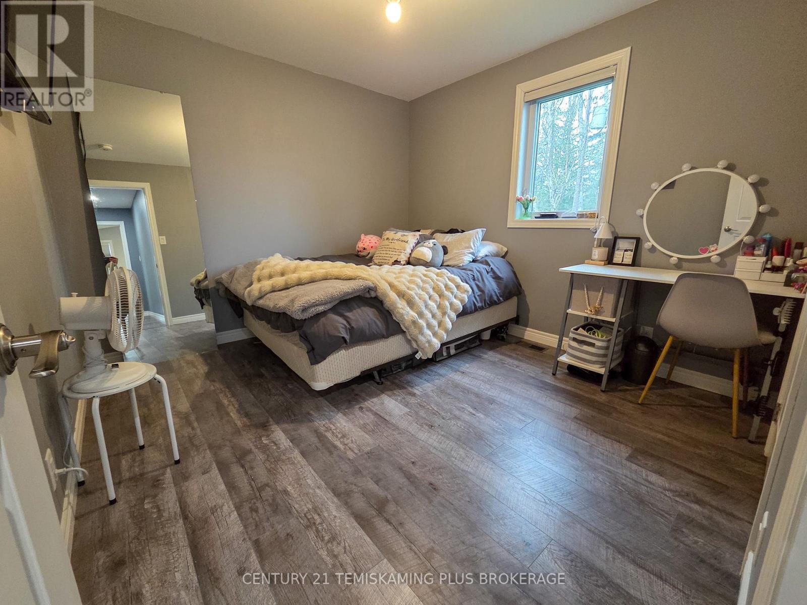 794022 Island Road, Charlton And Dack, ON - Indoor Photo Showing Bedroom