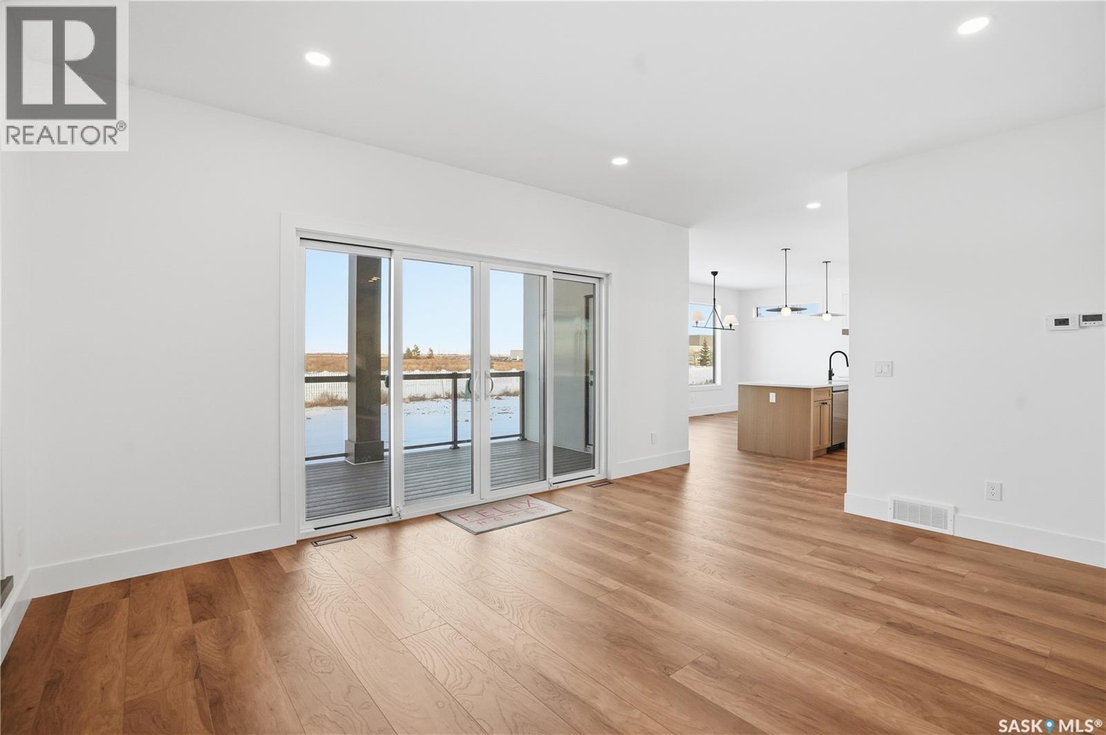 436 Augusta Boulevard, Warman, SK - Indoor Photo Showing Other Room