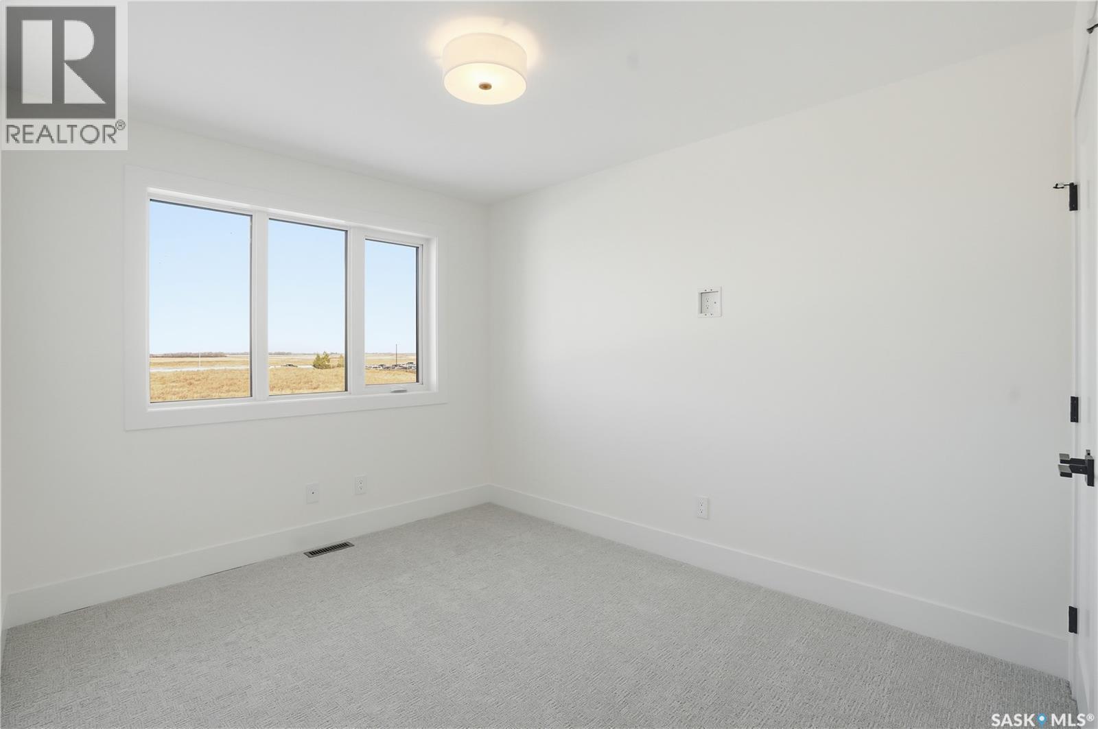 436 Augusta Boulevard, Warman, SK - Indoor Photo Showing Other Room