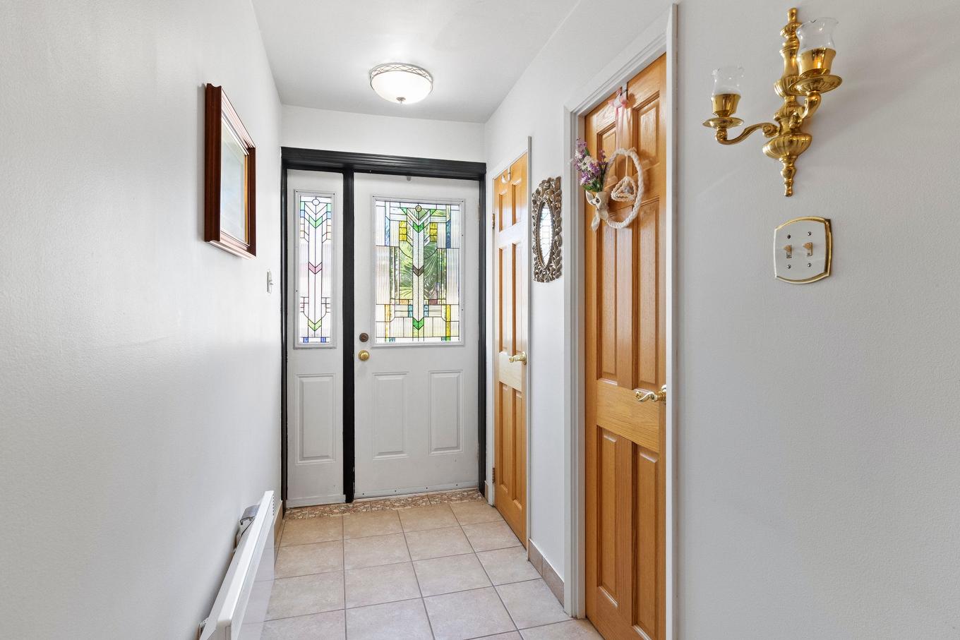 Hall d'entrée/Vestibule - 6790 Rue St-Zotique E., Montréal (Mercier/Hochelaga-Maisonneuve), QC - Indoor Photo Showing Other Room