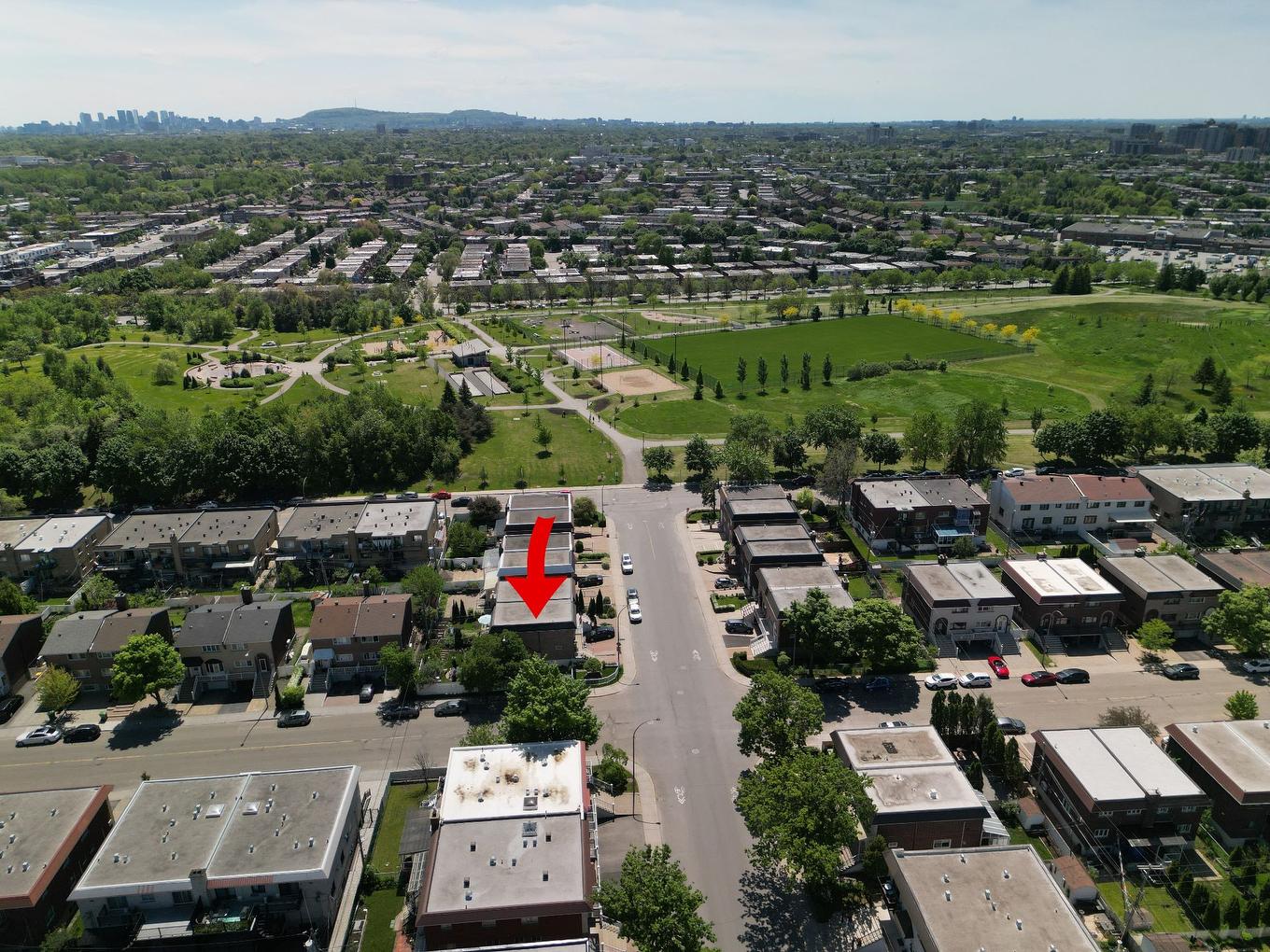 À proximité - 6790 Rue St-Zotique E., Montréal (Mercier/Hochelaga-Maisonneuve), QC - Outdoor With View