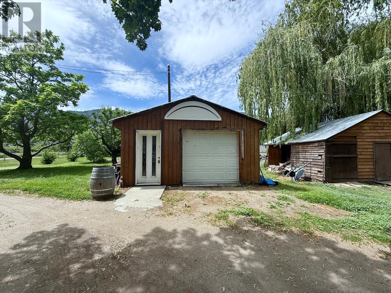 124 Road 10, Oliver, BC