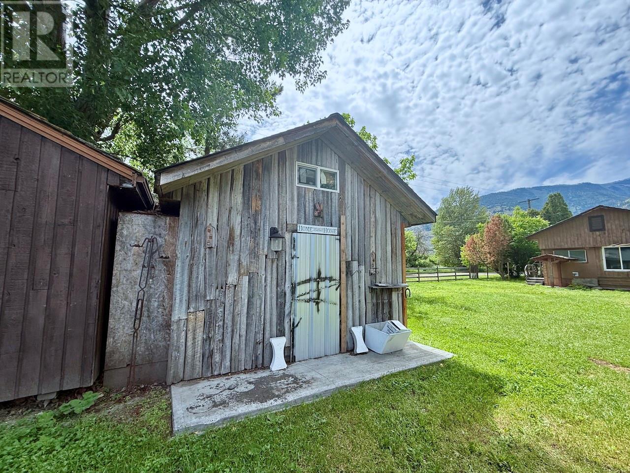 124 Road 10, Oliver, BC