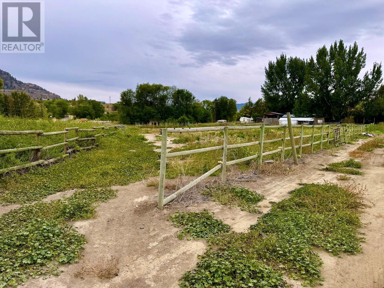 124 Road 10, Oliver, BC