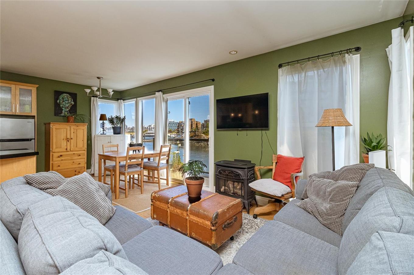 A2-1 Dallas Rd, Victoria, BC