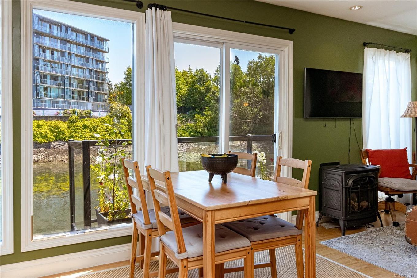 A2-1 Dallas Rd, Victoria, BC