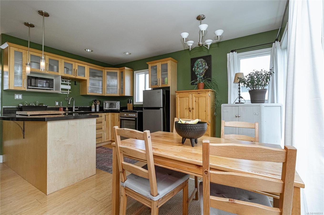 A2-1 Dallas Rd, Victoria, BC