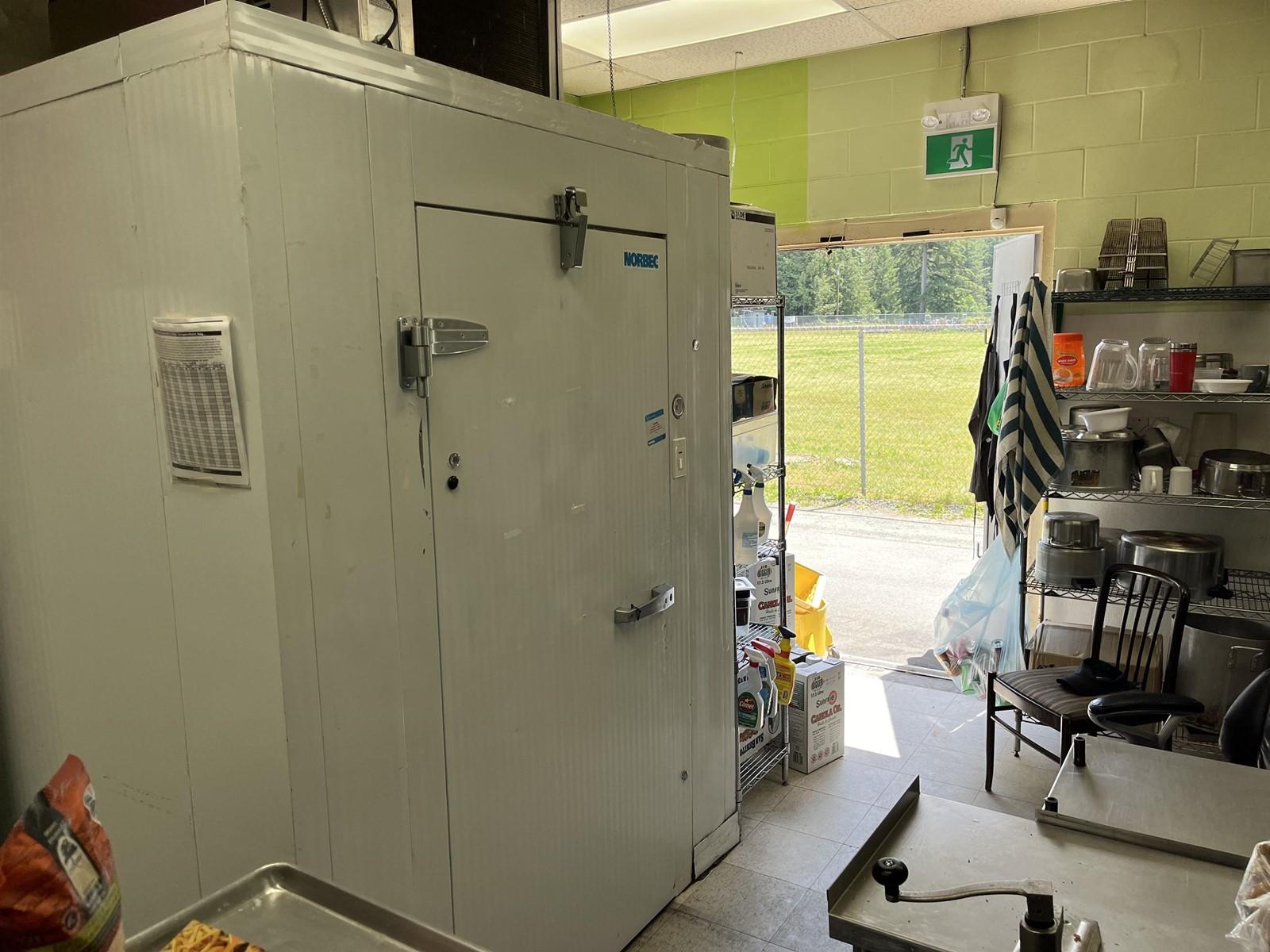 5 4125 Columbia Valley Road|Cultus Lake North, Cultus Lake, BC