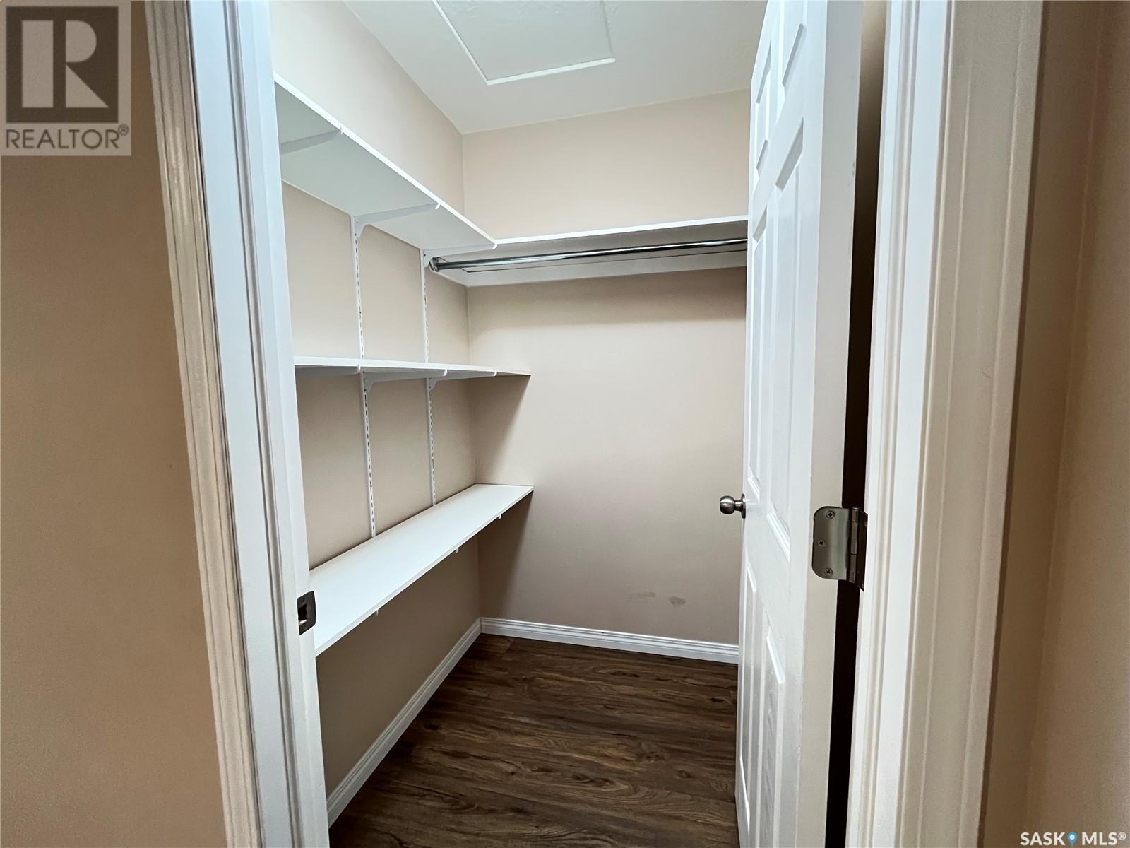 701 1St Avenue, Maple Creek, SK - Indoor With Storage