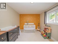 2nd bedroom on main -