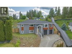 2224 Linea Crescent beside stairway -