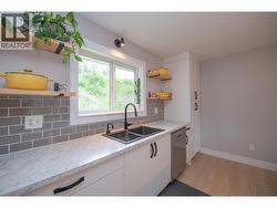 Auto hot water tap -