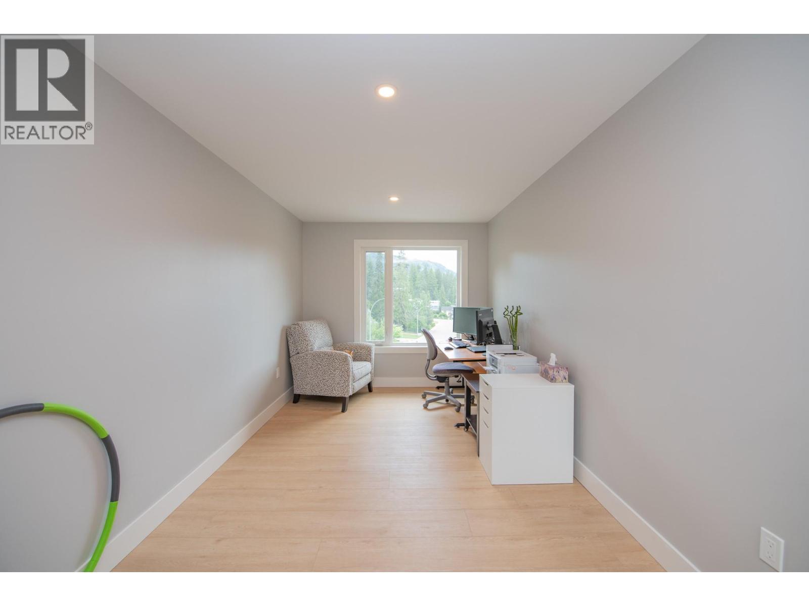 New space/ office/ workout /dining area. Enclosed previous patio - 2224 Linea Crescent, Lumby, BC - Indoor Photo Showing Other Room