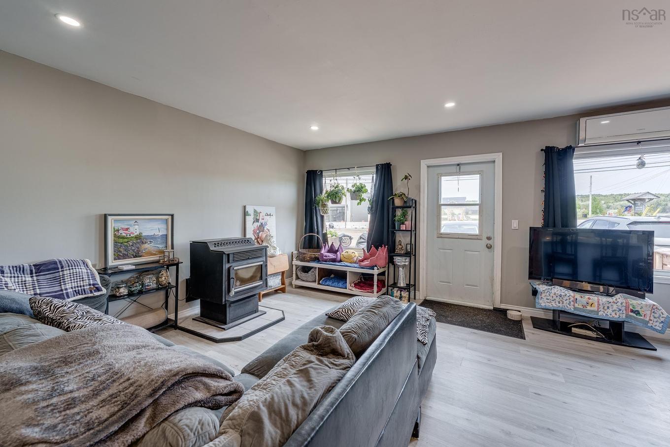 4574 Highway 1, Weymouth, NS