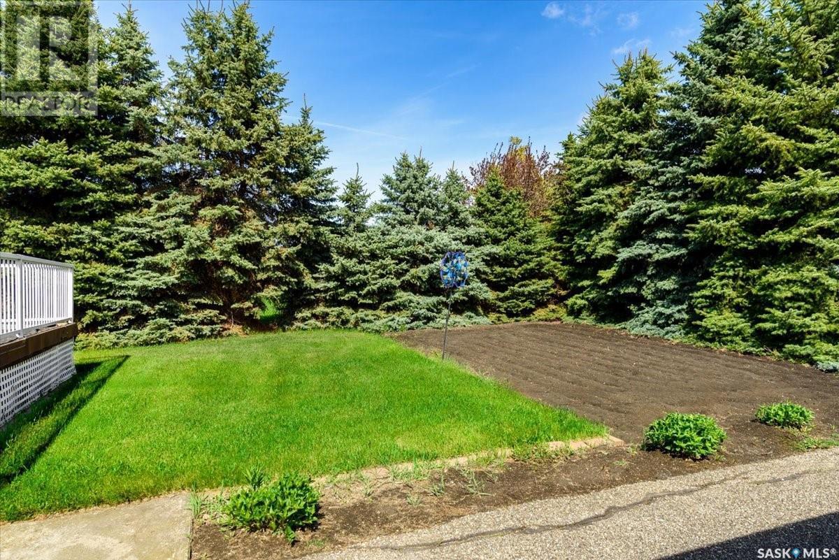 109 Charles Crescent, Balcarres, SK - Outdoor