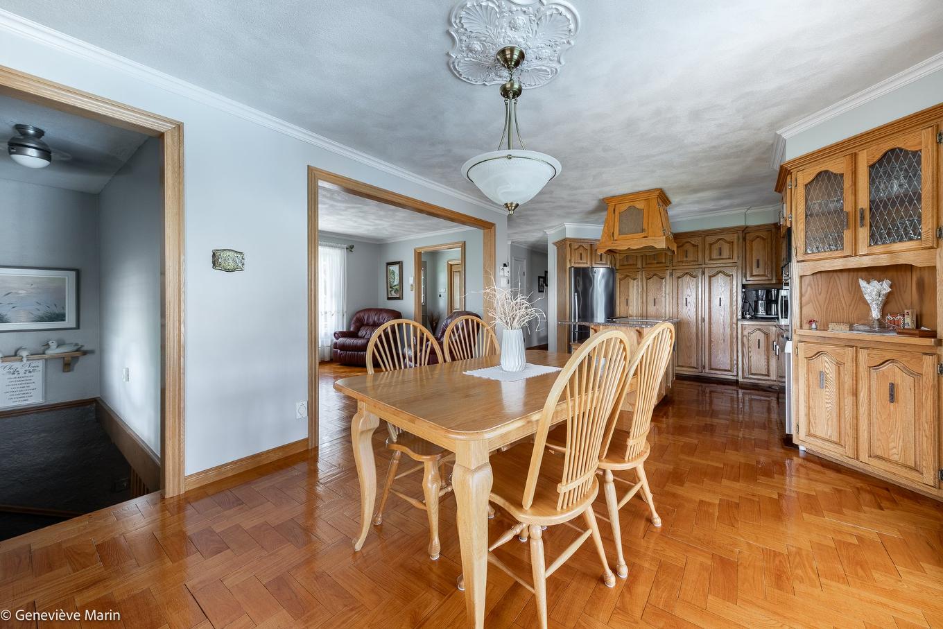 Vue d'ensemble - 214 Rg St-Édouard, Saint-Jean-Sur-Richelieu, QC - Indoor Photo Showing Dining Room
