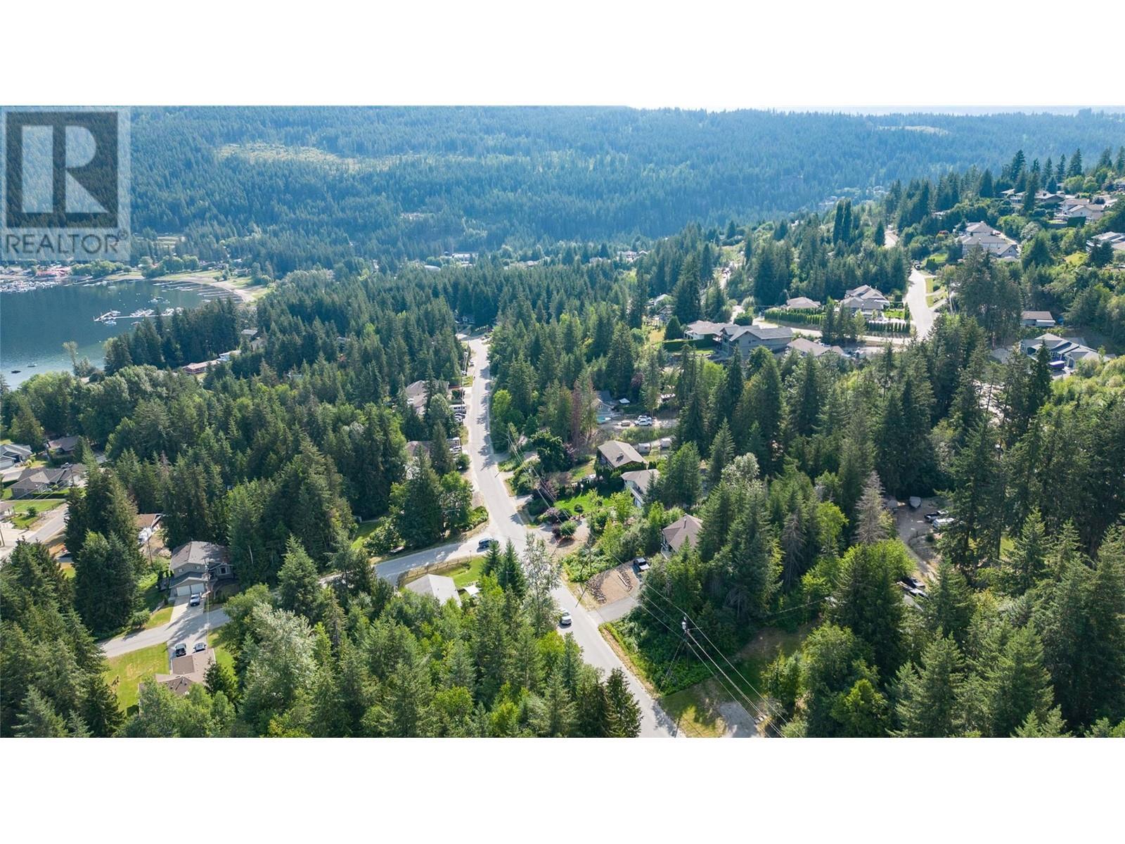 46 Centennial Drive, Blind Bay, BC