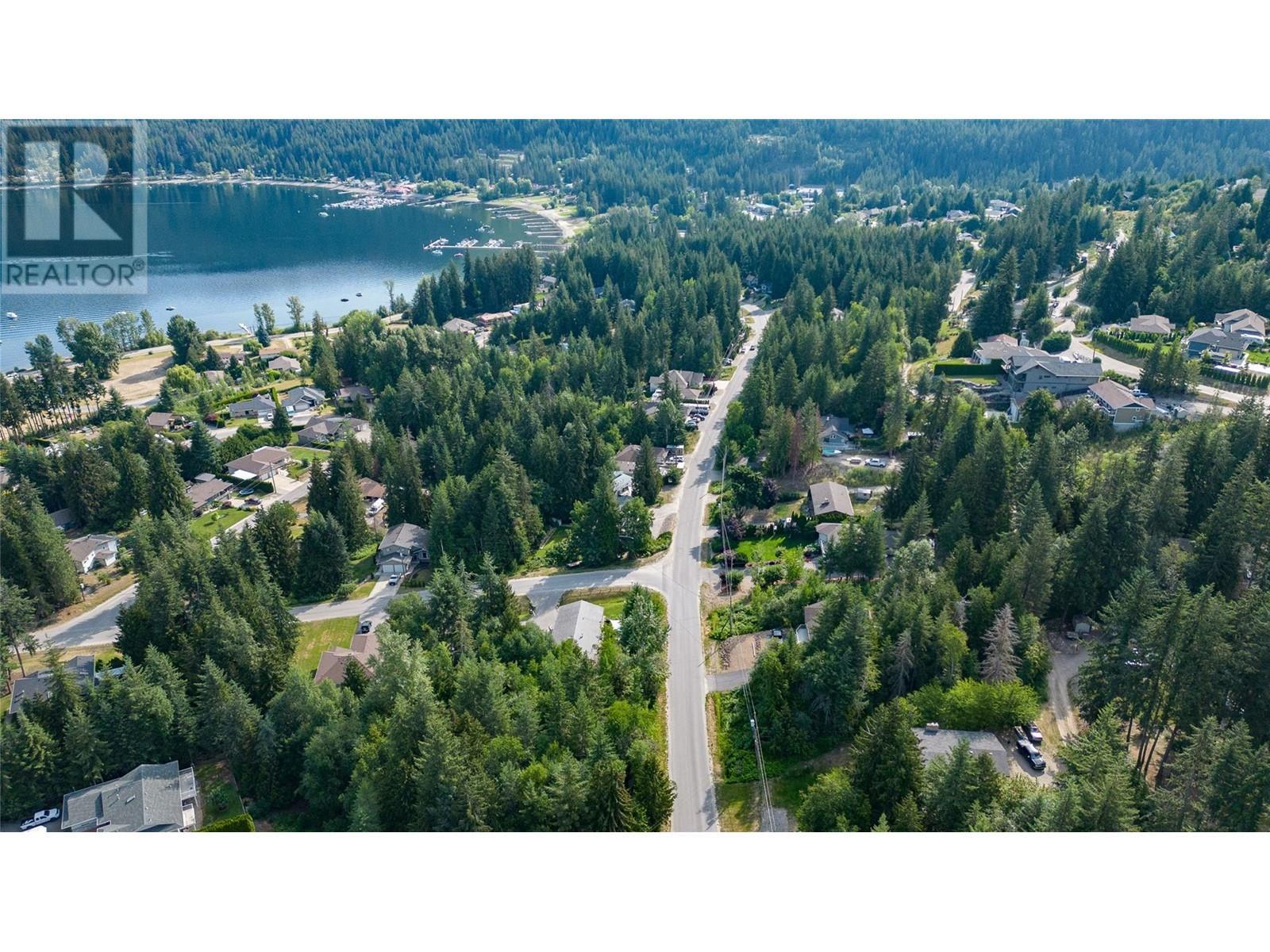 46 Centennial Drive, Blind Bay, BC