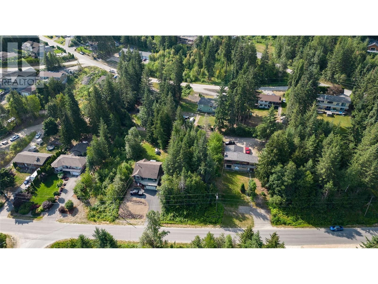 46 Centennial Drive, Blind Bay, BC