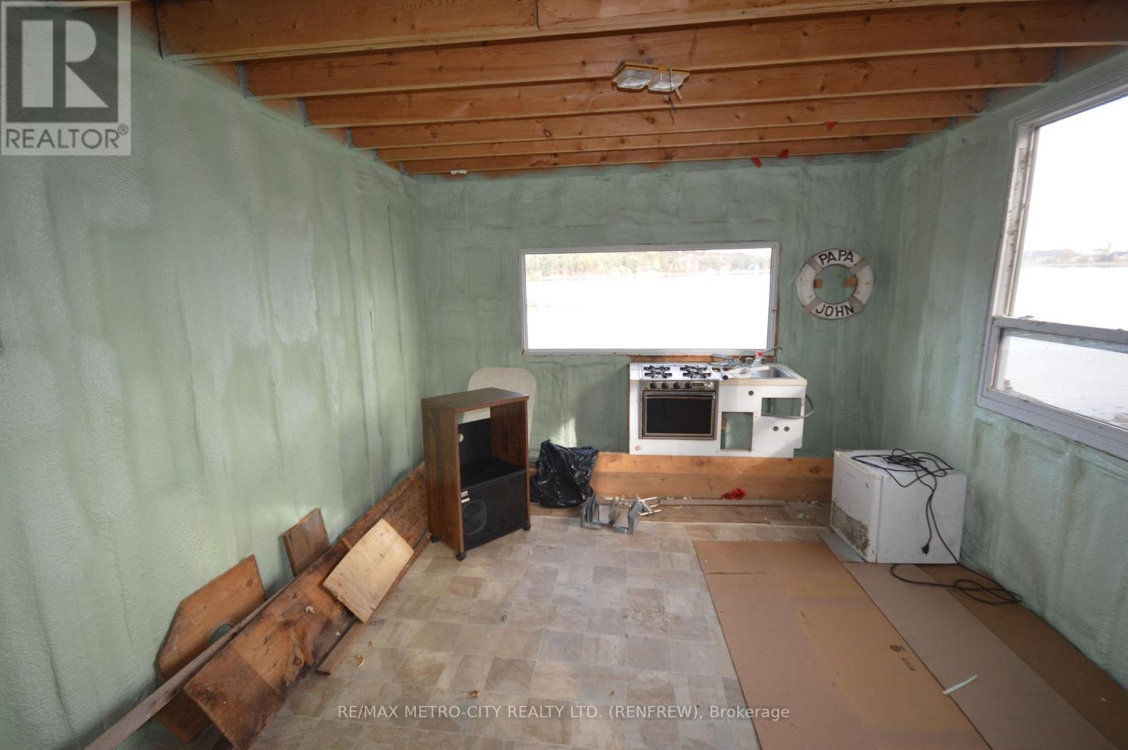 00 Faught Road, Whitewater Region, ON