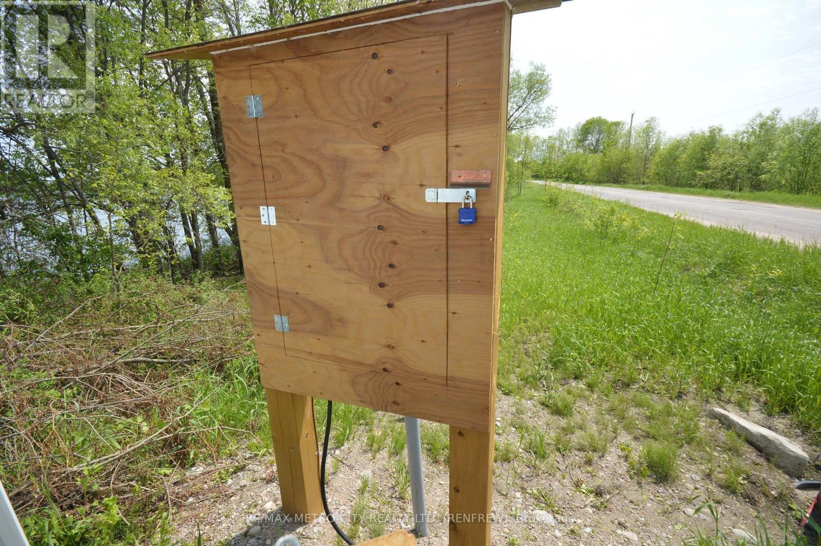 00 Faught Road, Whitewater Region, ON