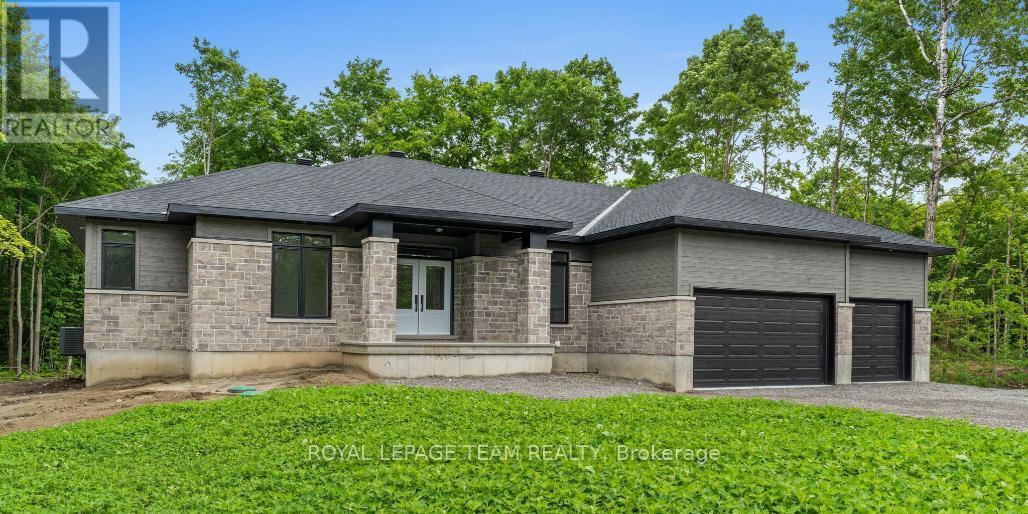 Similar model image; builder variations possible. - 47 Hogan Drive, Mcnab/Braeside, ON - Outdoor
