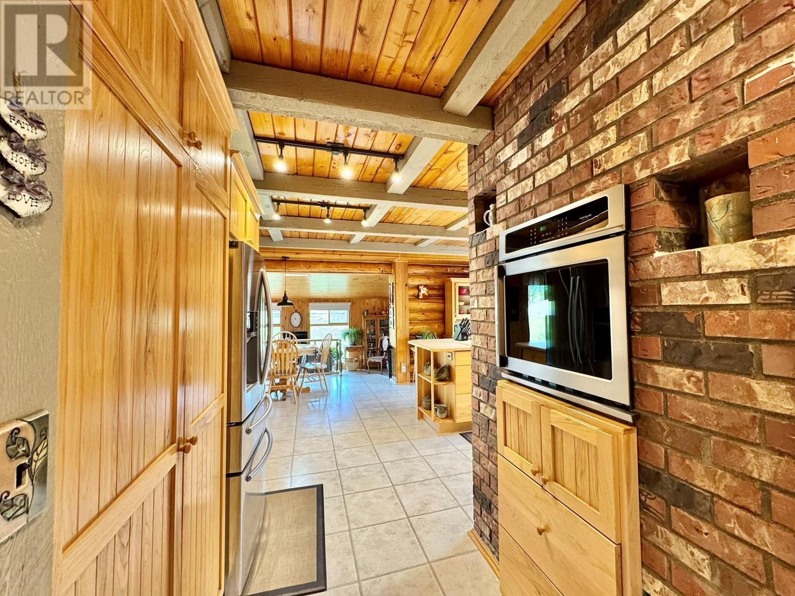 1273 Chasm Road, Clinton, BC - Indoor Photo Showing Other Room